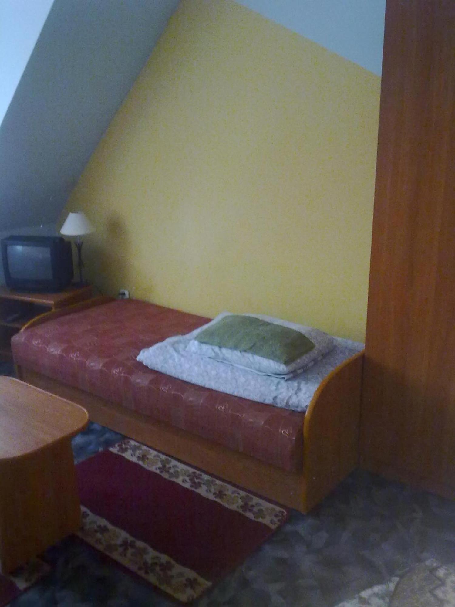 Apartamenty, Pokoje, Noclegi Pracownicze " Skarpa" Wilkasy Buitenkant foto