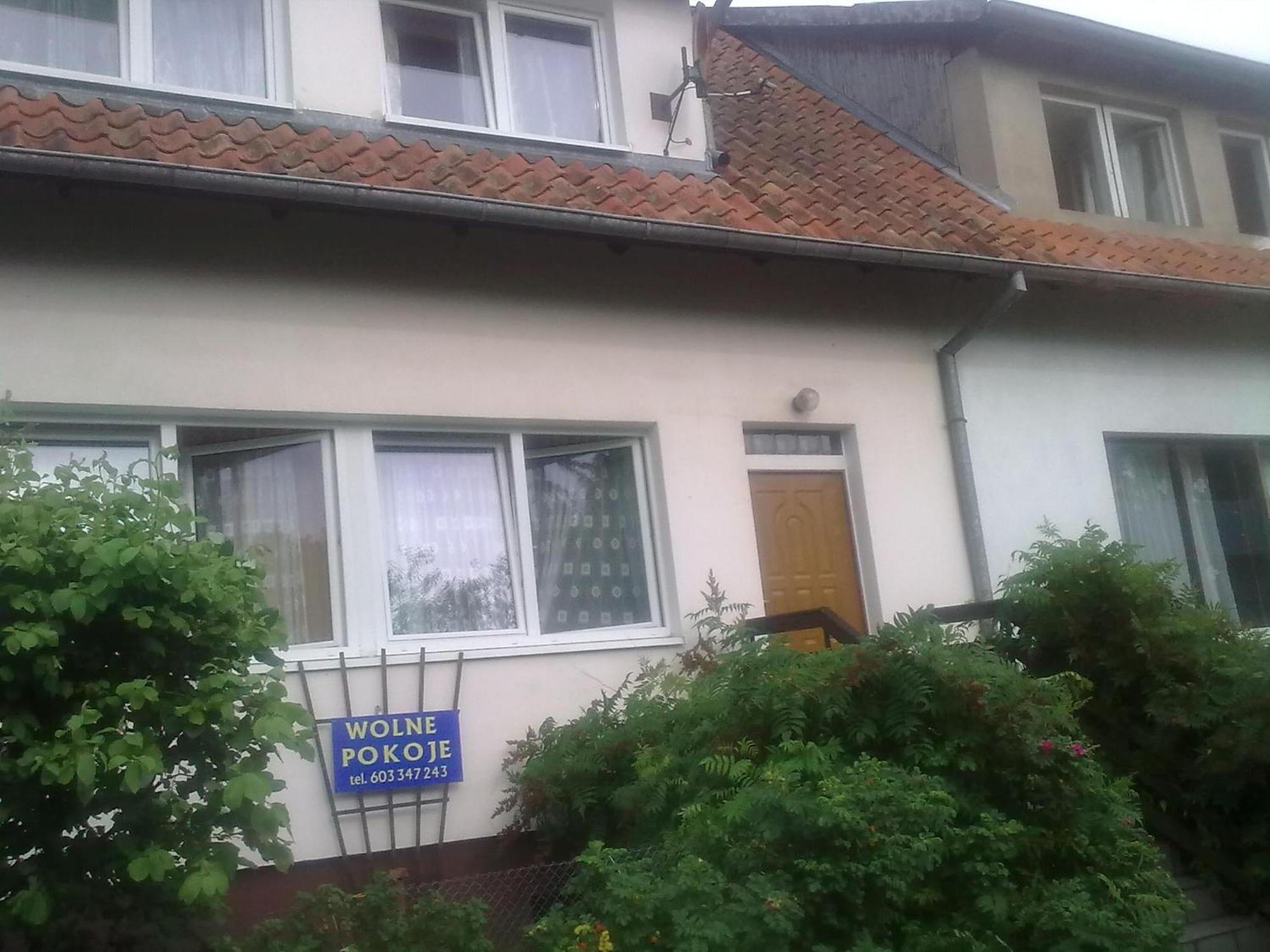 Apartamenty, Pokoje, Noclegi Pracownicze " Skarpa" Wilkasy Buitenkant foto