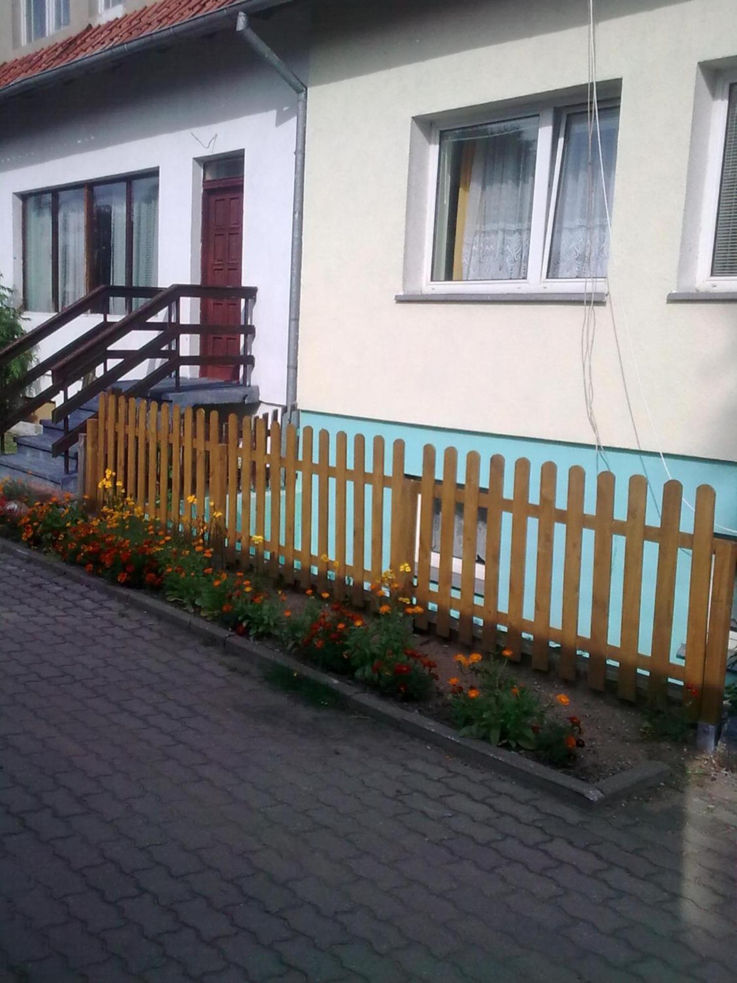 Apartamenty, Pokoje, Noclegi Pracownicze " Skarpa" Wilkasy Buitenkant foto