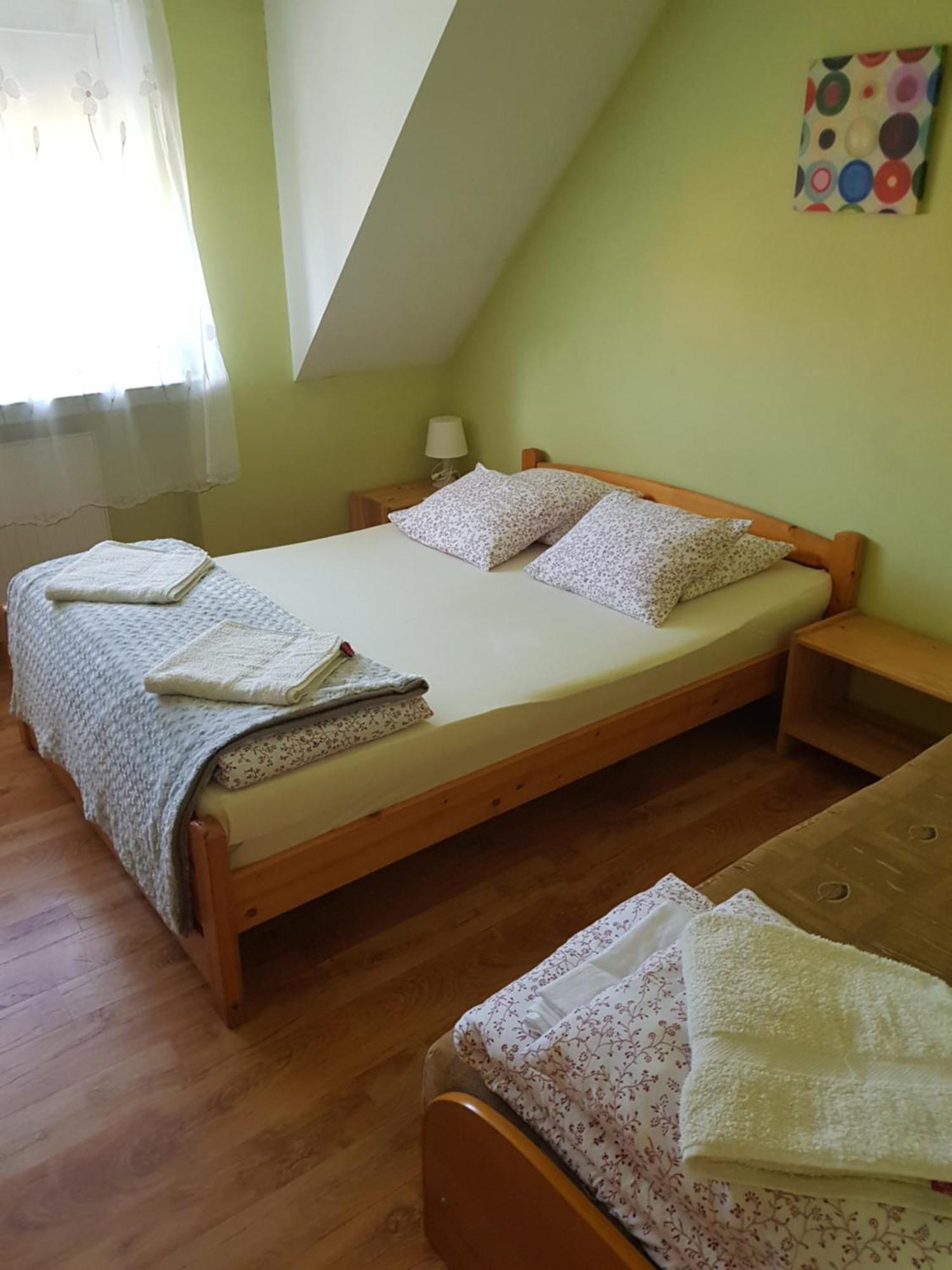 Apartamenty, Pokoje, Noclegi Pracownicze " Skarpa" Wilkasy Buitenkant foto