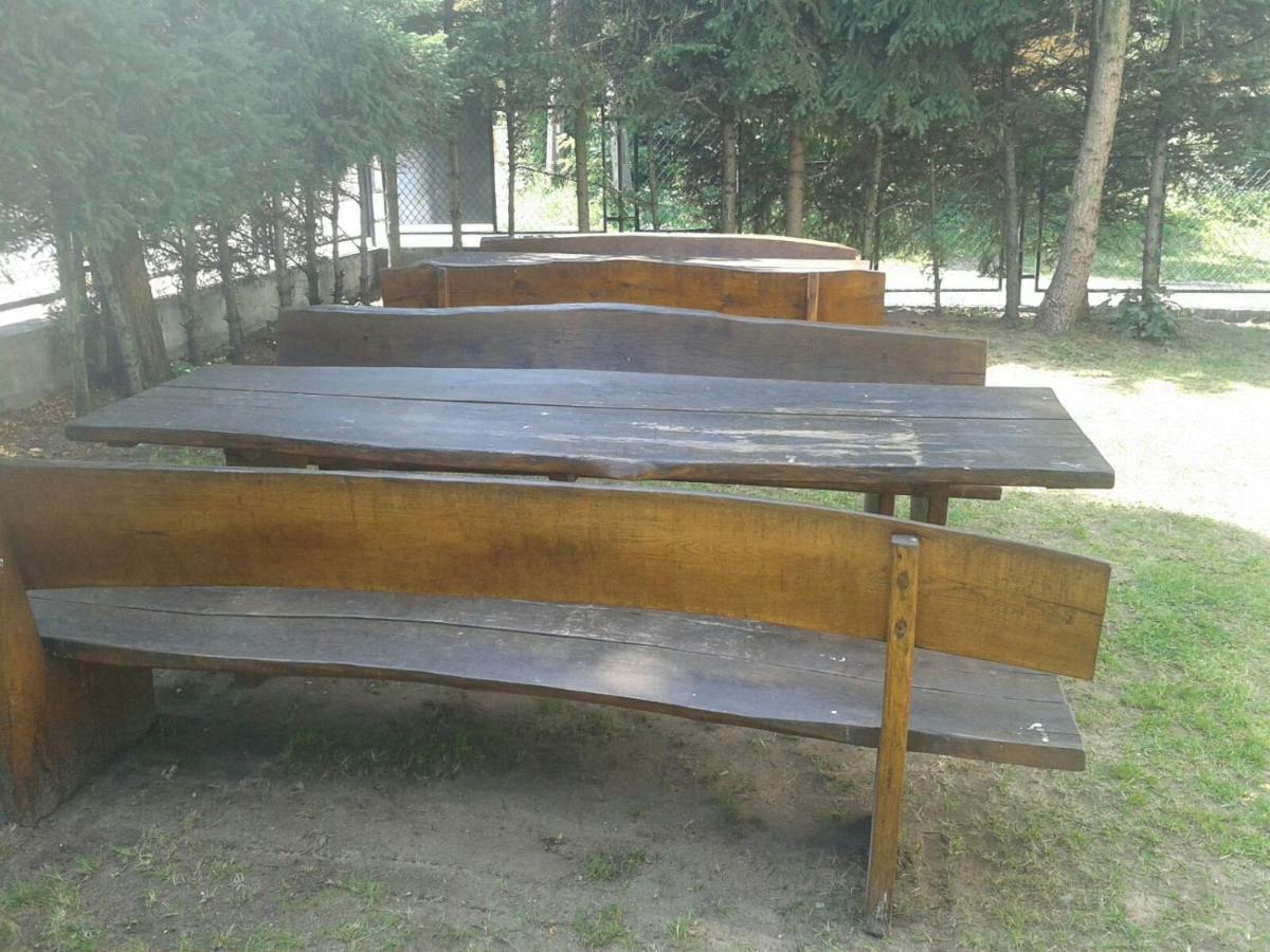 Apartamenty, Pokoje, Noclegi Pracownicze " Skarpa" Wilkasy Buitenkant foto
